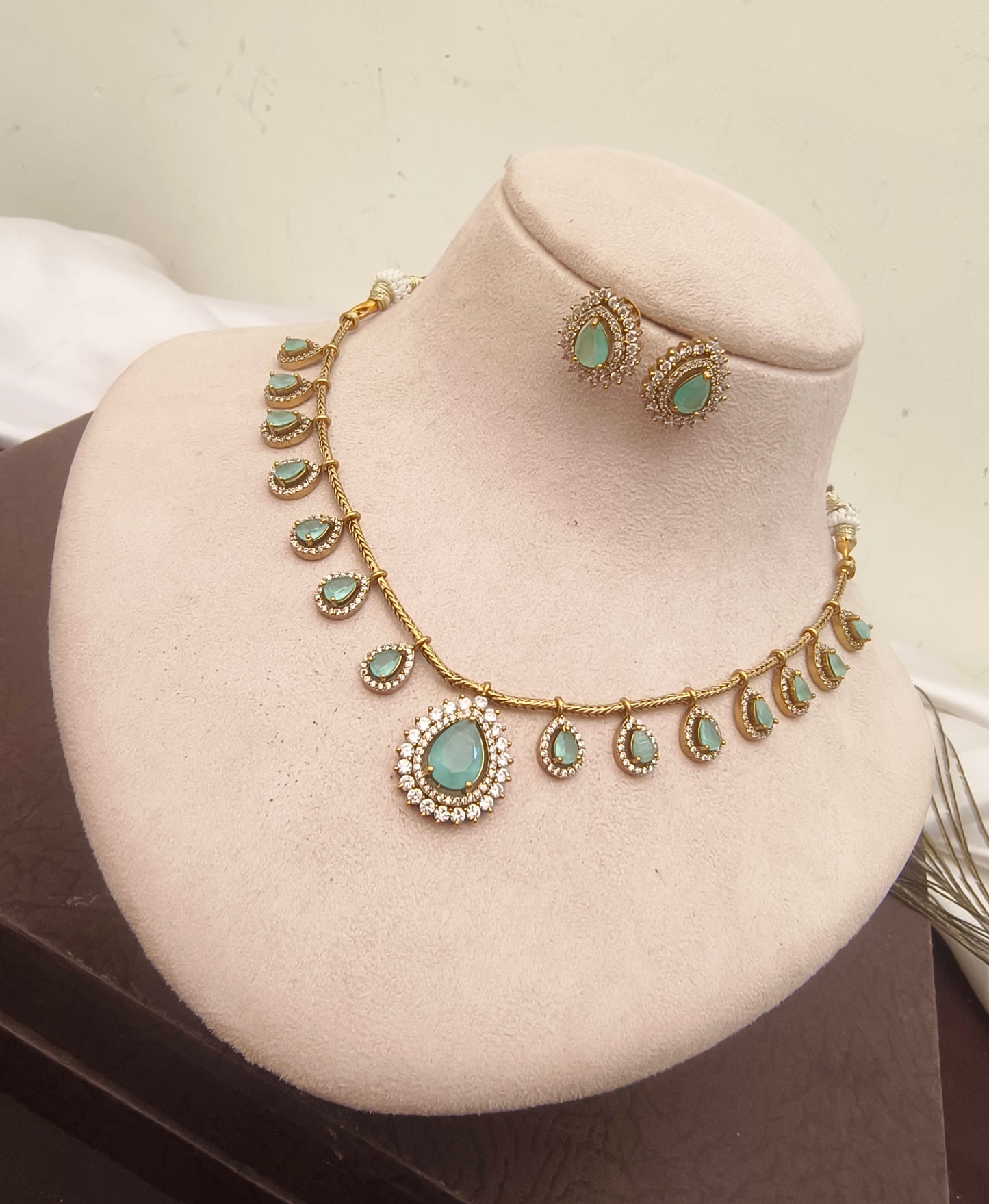 Neckchains