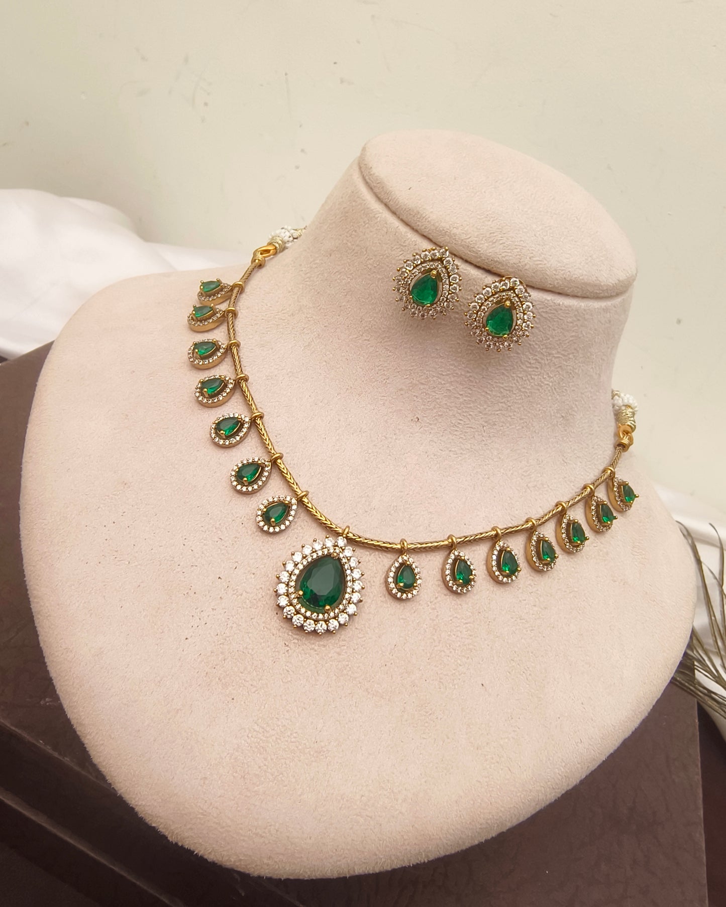 Neckchains